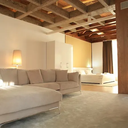 Hotell Prestige 4*