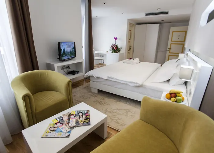 Prestige 4* Тирана